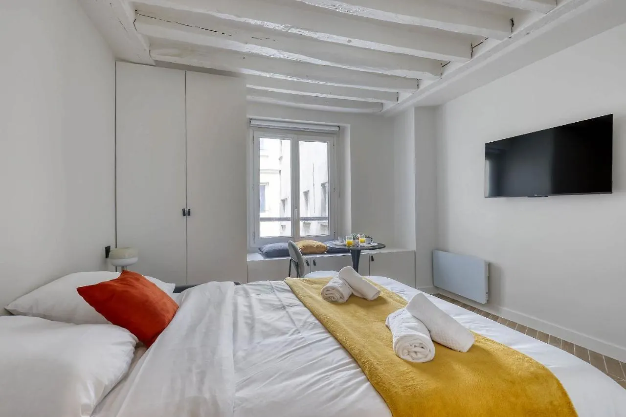 New And Designed Studio Well Equipped - Heart Of Paris 2 Francja