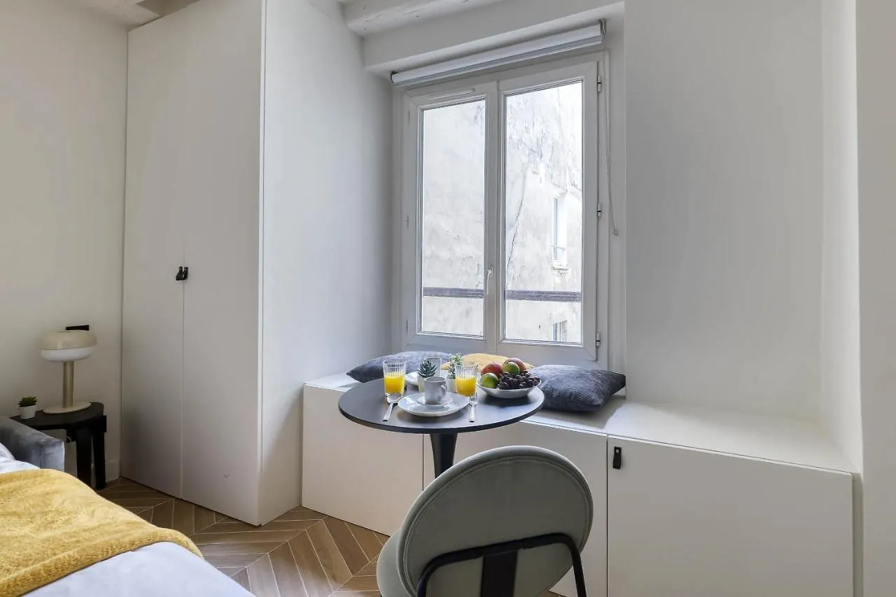 Apartament New And Designed Studio Well Equipped - Heart Of Paris 2