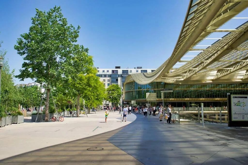New And Designed Studio Well Equipped - Heart Of Paris 2 0*,  Francia